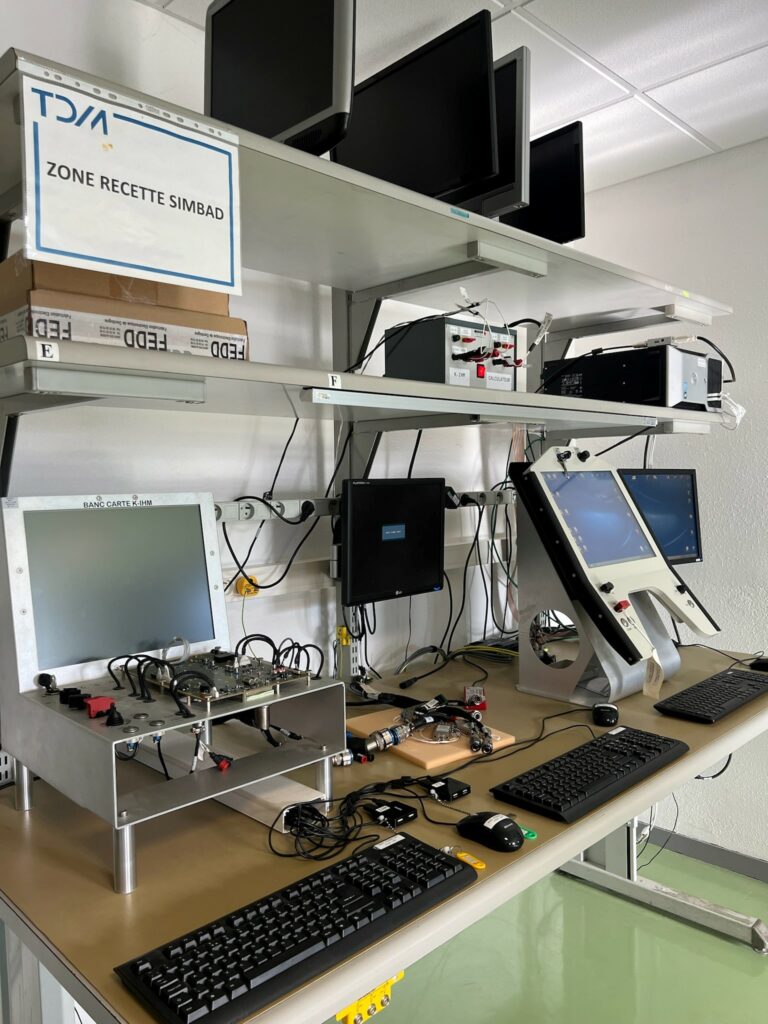 Poste de conception de TDM ingénierie.